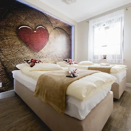 Ostoja - Serce Pienin F1 Apartment *