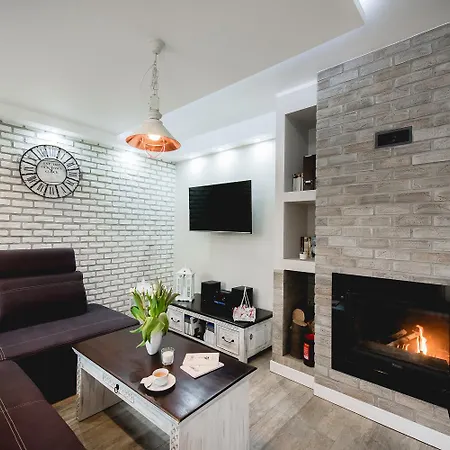 Apartment Ostoja - Serce Pienin F1 *